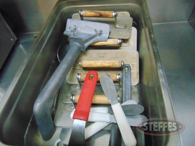 Grill presses- grill cleaner- misc-_1.jpg